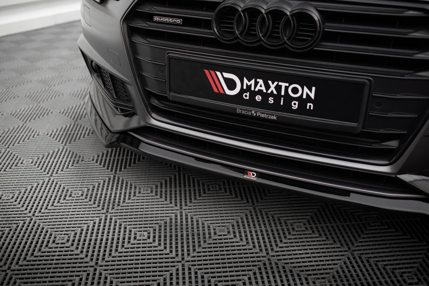 Front Ansatz V.4 für Audi S4 / A4 S-Line B9 schwarz Hochglanz