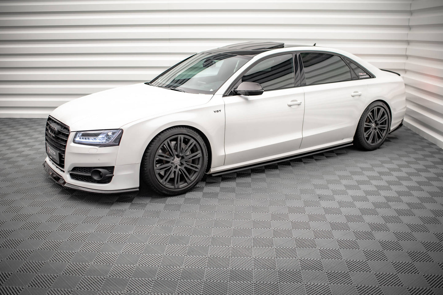 Front Ansatz V.2 für Audi S8 D4 FL schwarz Hochglanz