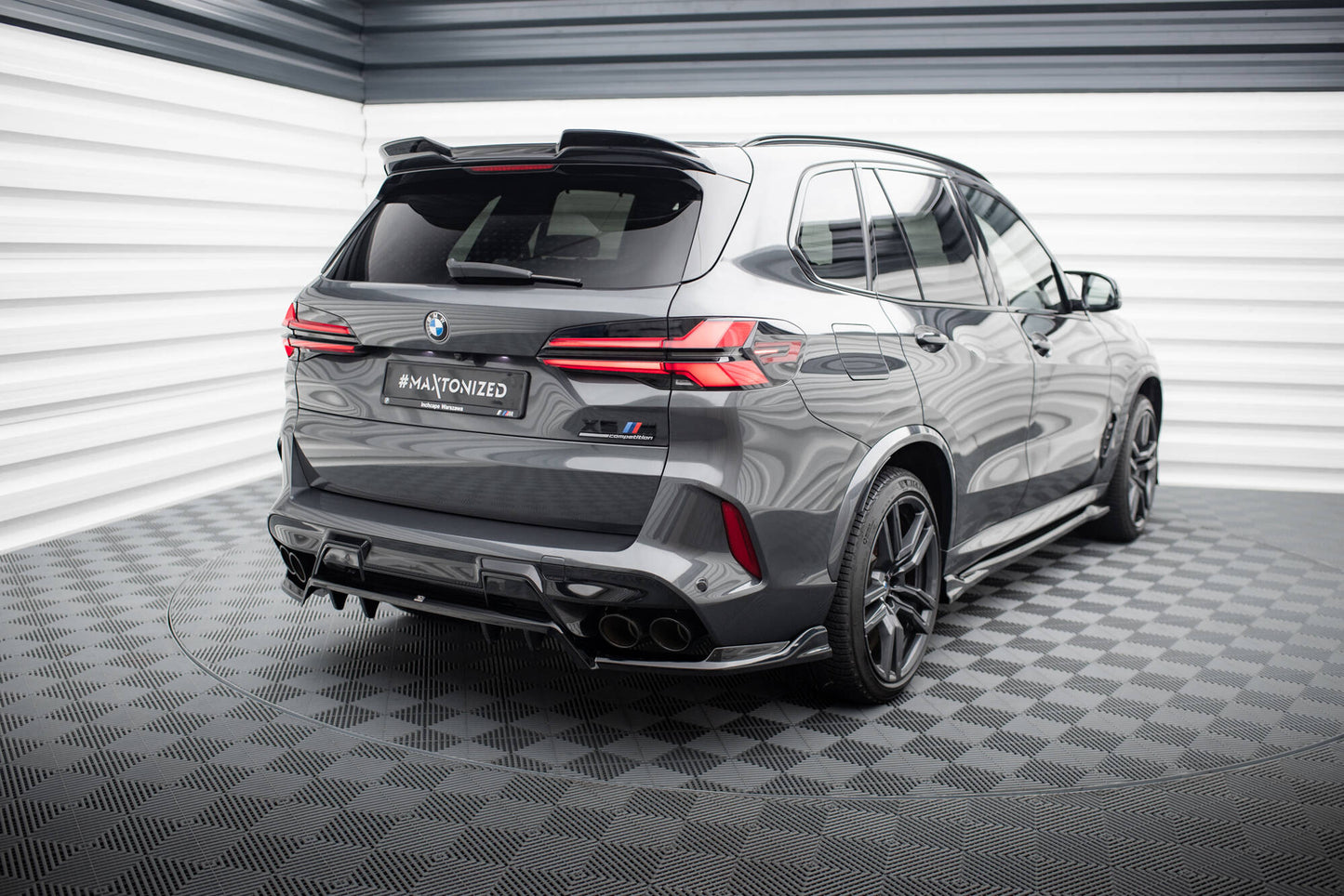 Mittlerer Cup Diffusor DTM Look Heck Ansatz für BMW X5 M F95 Facelift schwarz Hochglanz