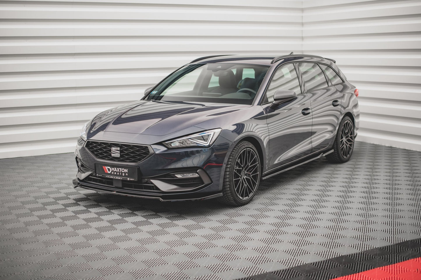 Front Ansatz V.3 für Seat Leon Mk4 schwarz Hochglanz