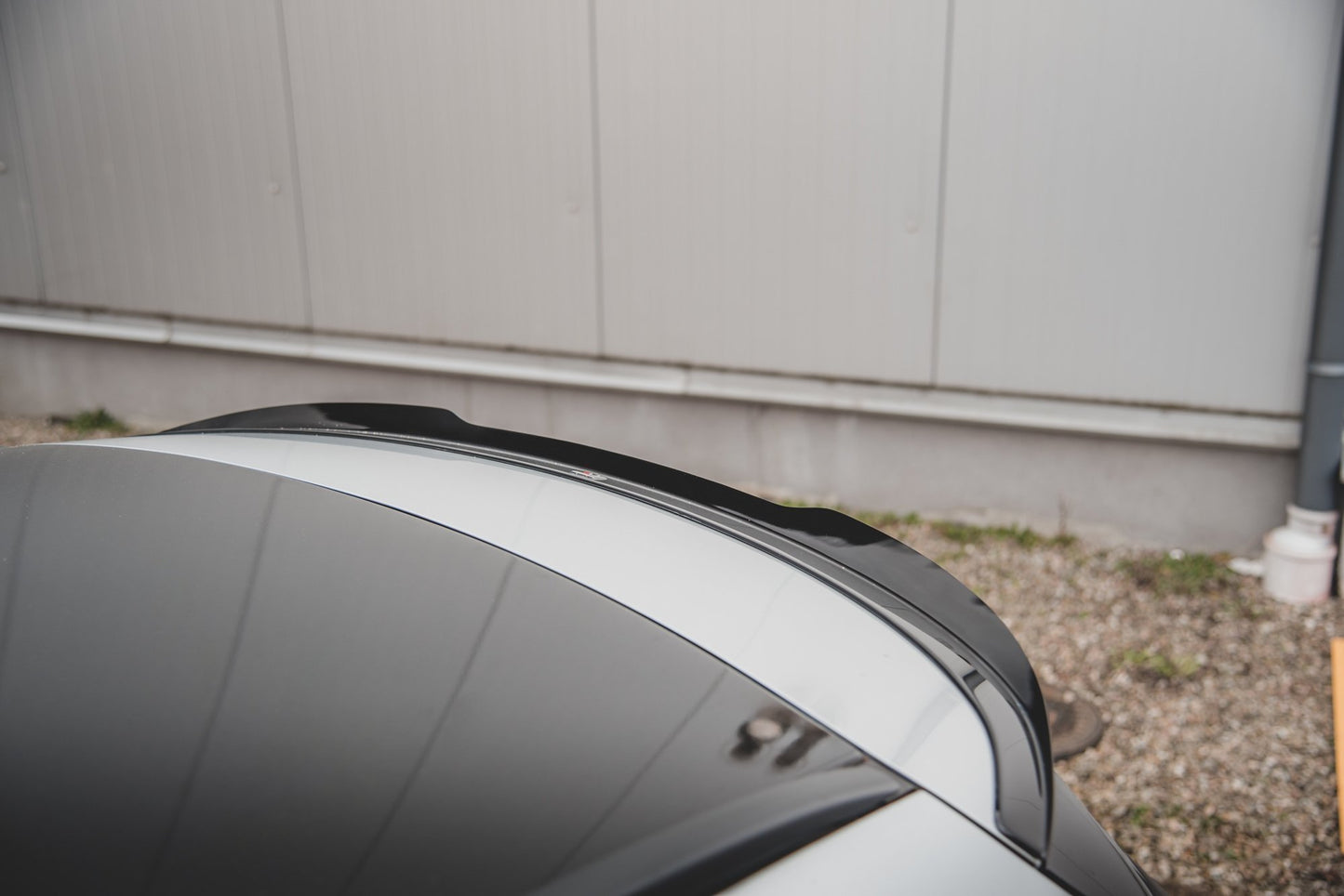 Spoiler CAP V.2 für Mercedes-Benz E Kombi S213 schwarz Hochglanz