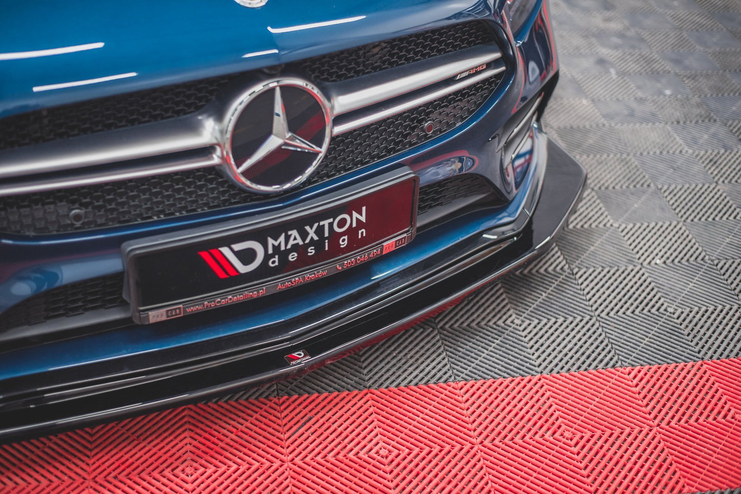 Front Ansatz V.3 für Mercedes A35 AMG Aero W177 schwarz Hochglanz