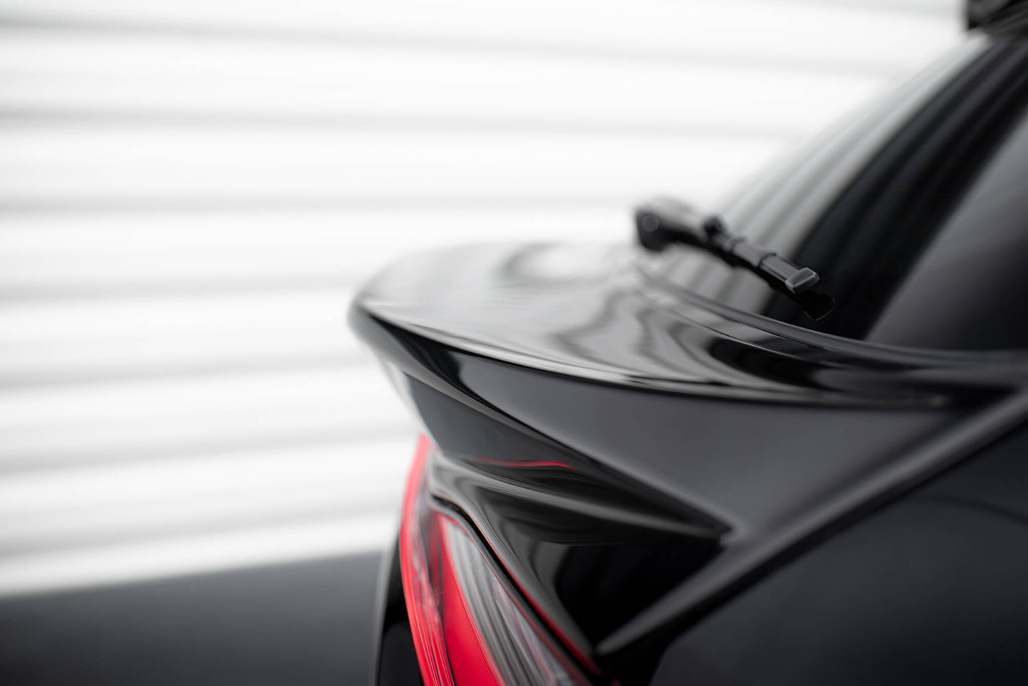Niedriger Spoiler CAP 3D für Porsche Macan GTS / Standard / T Mk1 Facelift 2 schwarz Hochglanz