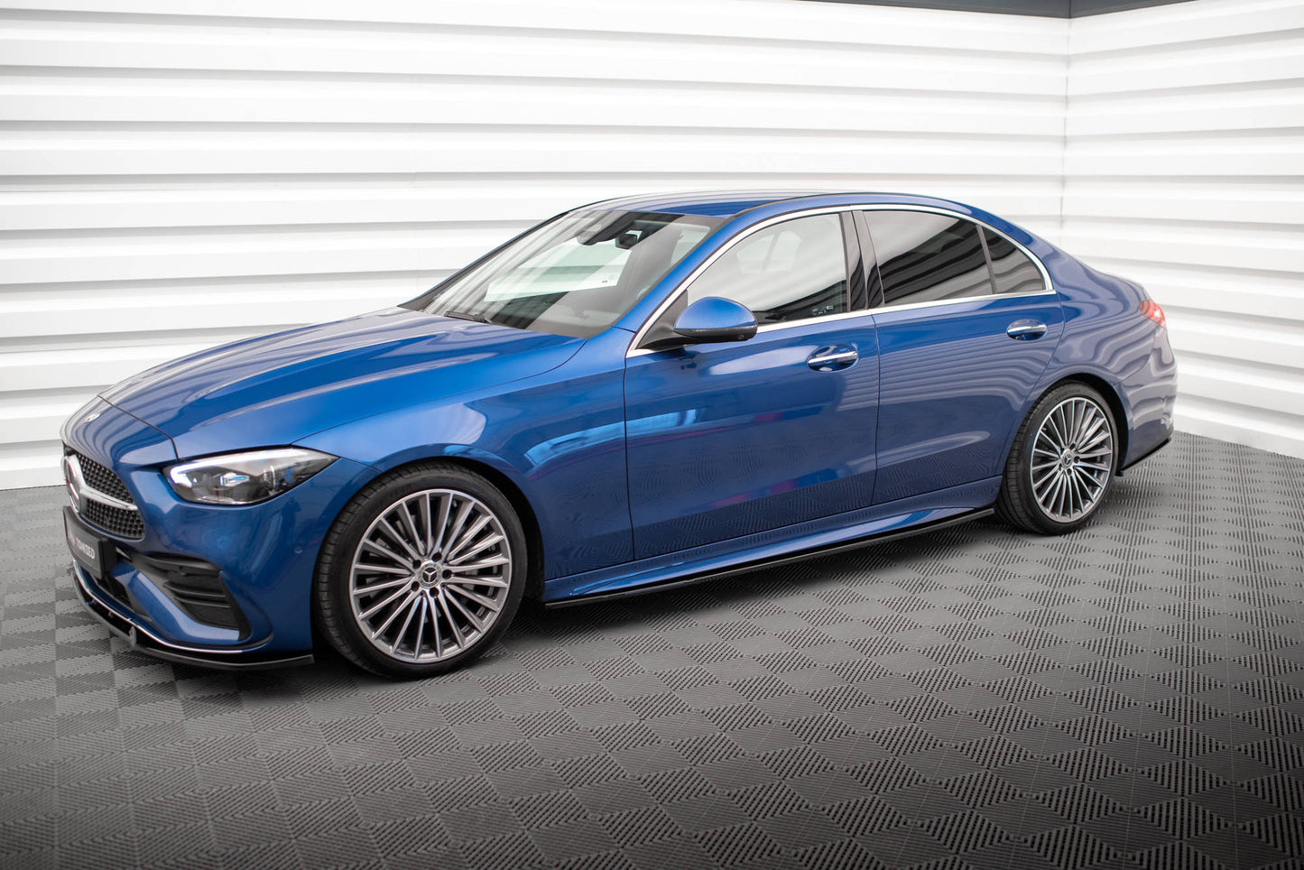 Seitenschweller Ansatz für Mercedes-Benz C AMG-Line / 43 AMG W206 schwarz Hochglanz