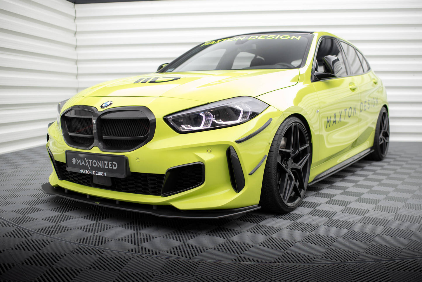 Stoßstangen Flaps Wings vorne Canards für BMW 1er M-Paket / M135i / 128ti F40