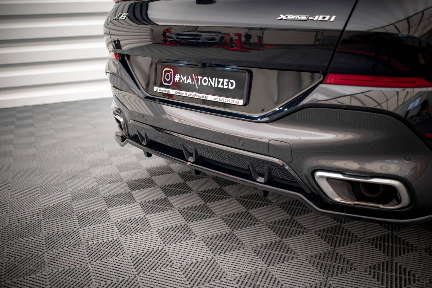 Mittlerer Cup Diffusor DTM Look Heck Ansatz V.2 für BMW X6 M-Paket G06 schwarz Hochglanz