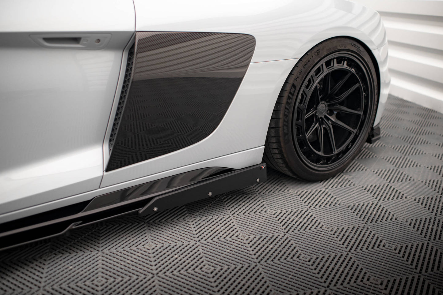 Seitenschweller Ansatz V.2 für + Flaps für Audi R8 Mk2 Facelift