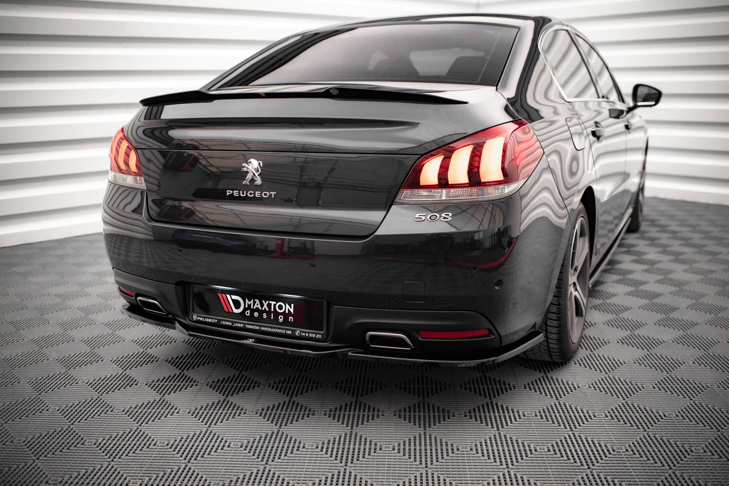 Mittlerer Diffusor Heck Ansatz für Peugeot 508 GT Mk1 Facelift schwarz matt