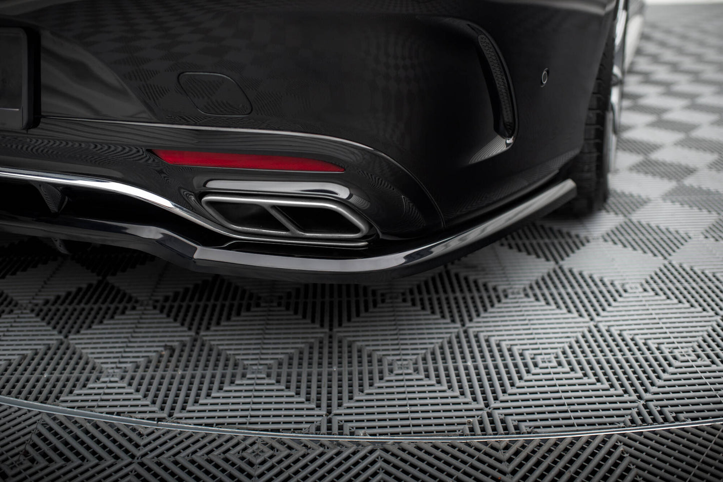 Mittlerer Cup Diffusor DTM Look Heck Ansatz für Mercedes-Benz S Coupe AMG-Line C217 Facelift schwarz Hochglanz