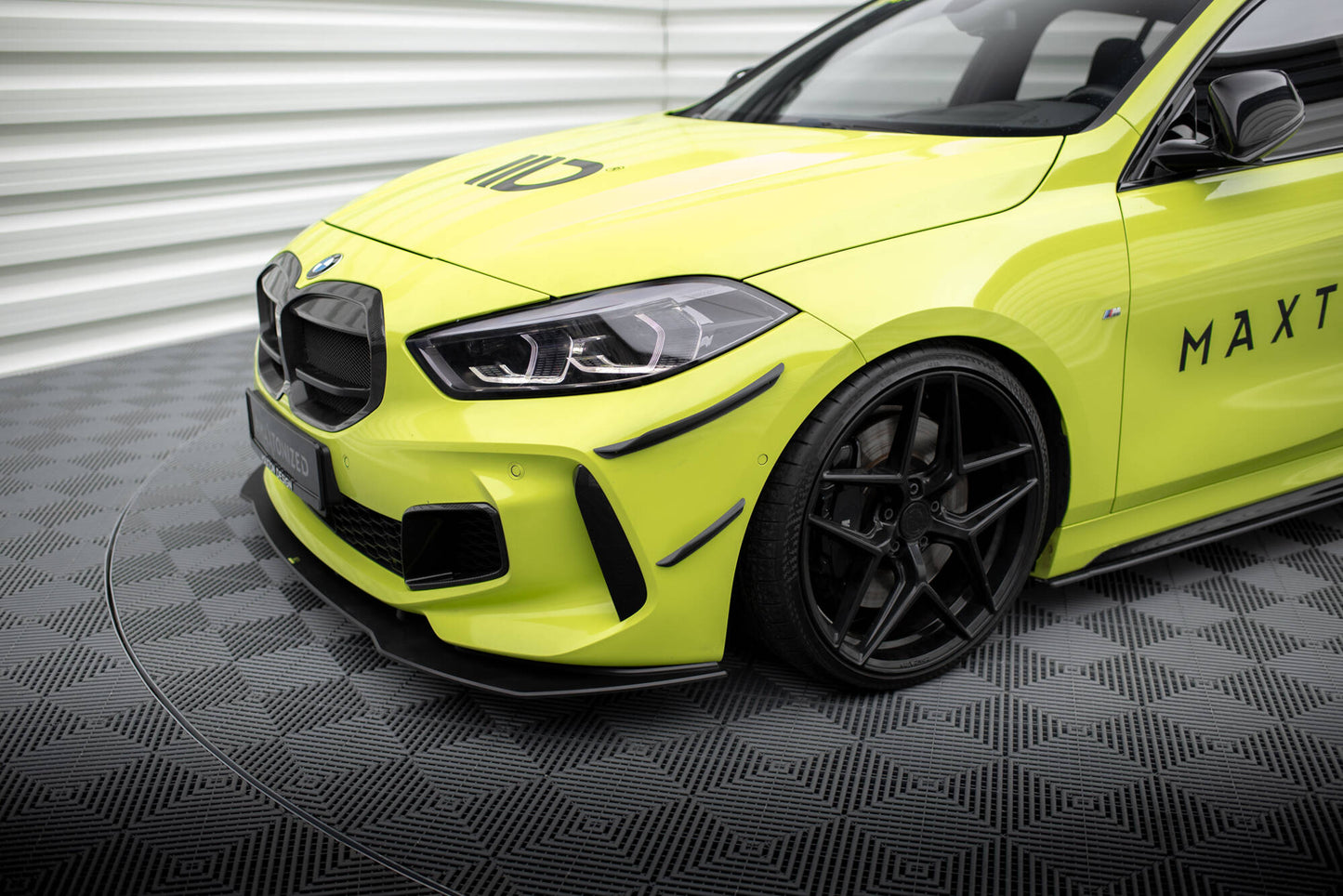 Stoßstangen Flaps Wings vorne Canards für BMW 1er M-Paket / M135i / 128ti F40