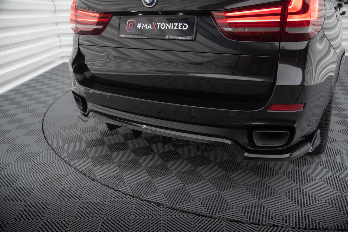 Mittlerer Cup Diffusor DTM Look Heck Ansatz für BMW X5 M-Paket F15 schwarz Hochglanz
