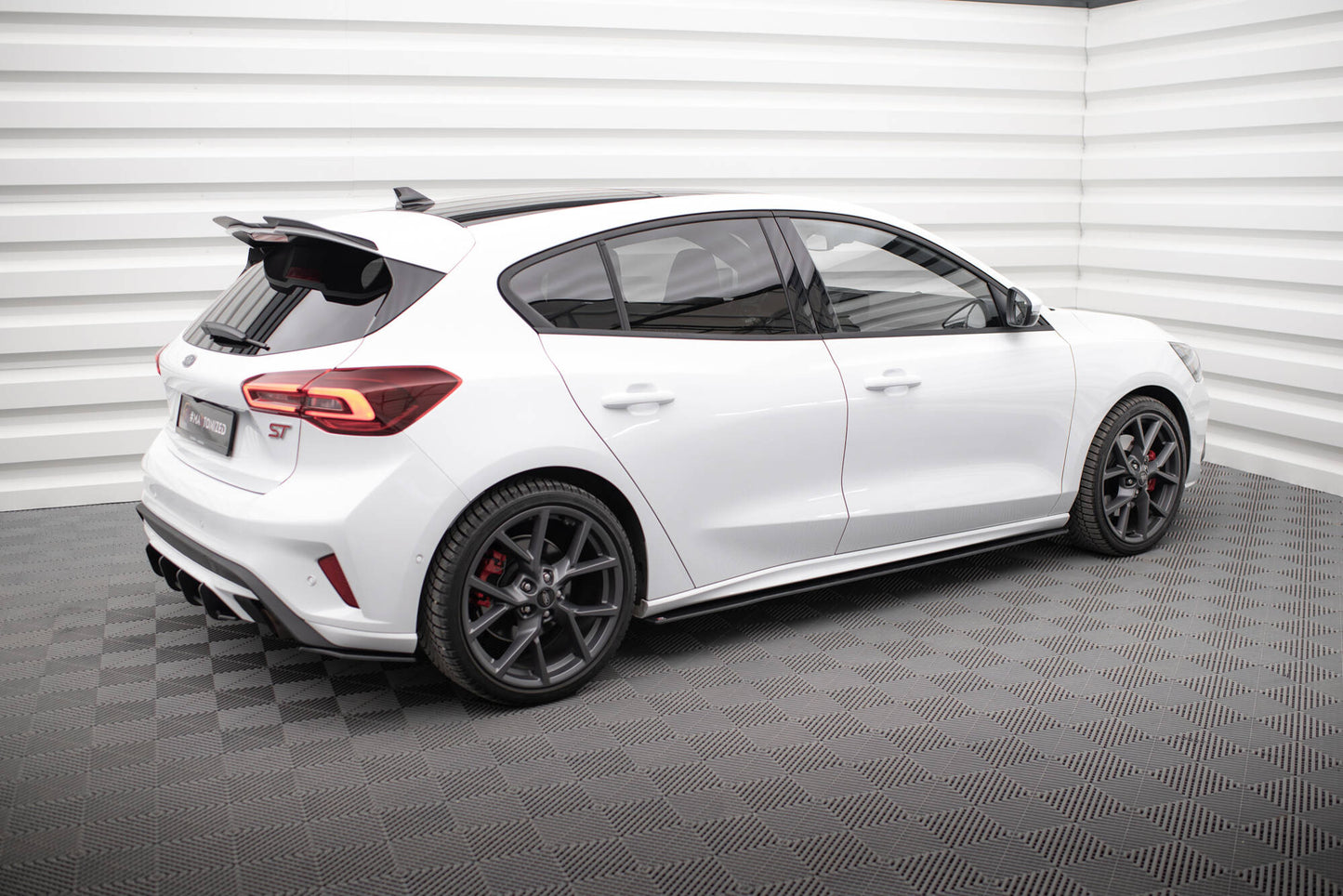 Street Pro Seitenschweller Ansatz für Ford Focus ST / ST-Line Mk4
