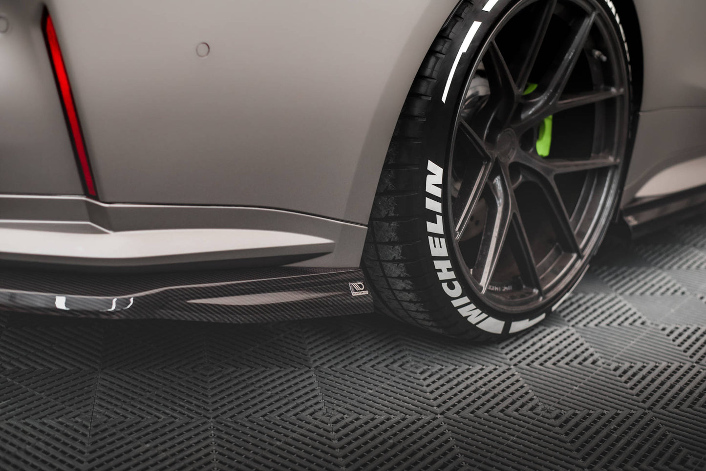 Prepreg Carbon Fiber Heck Ansatz Flaps Diffusor für BMW M4 G82 / G82 Facelift
