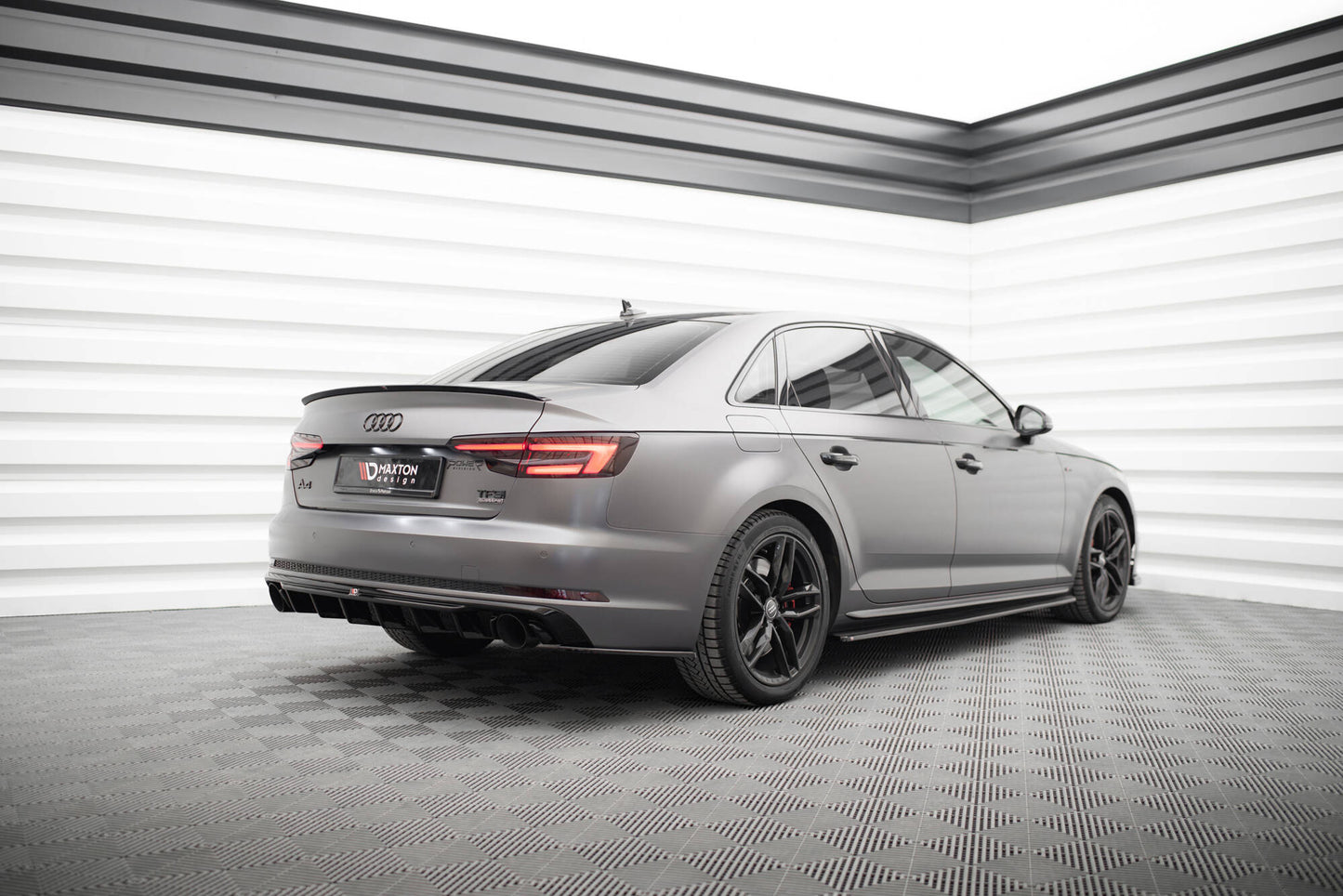 Spoiler CAP V.2 für Audi S4 / A4 Standard / S-Line / Competition Limousine B9 / B9 Facelift schwarz Hochglanz