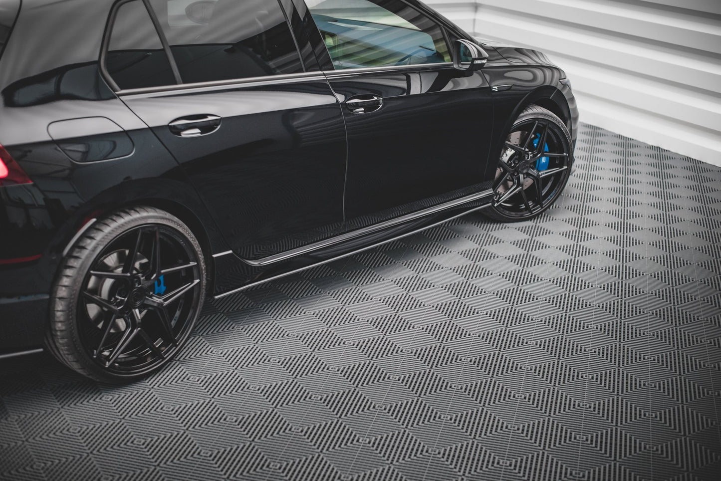 Street Pro Seitenschweller Ansatz für VW Golf R Mk8 Facelift