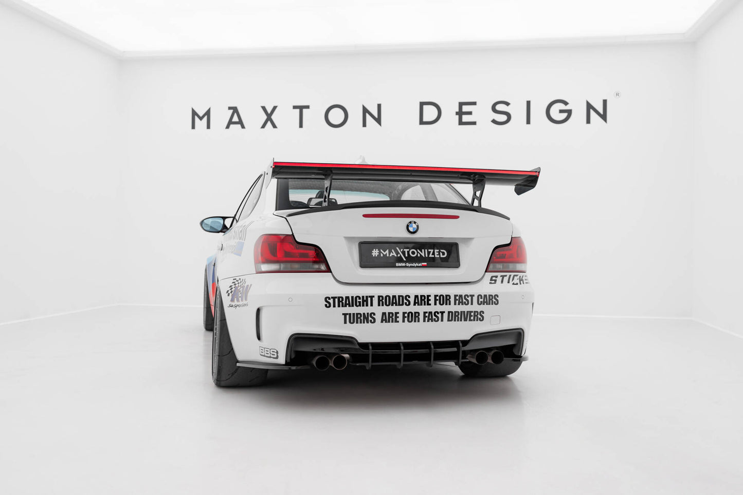 Carbon Spoiler With Internal Brackets Uprights V.2 + LED BMW 1er M E82