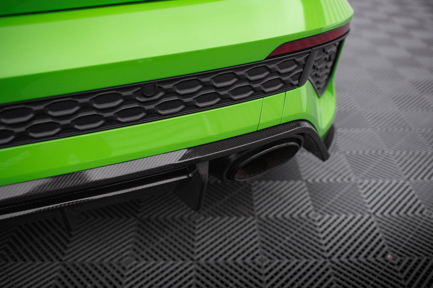 Prepreg Carbon Fiber Diffusor Heck Ansatz für Audi RS3 8Y