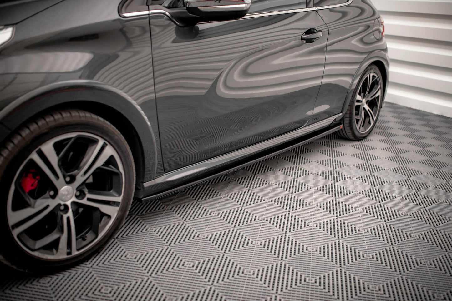 Seitenschweller Ansatz für Peugeot 208 GTi Mk1 schwarz Hochglanz