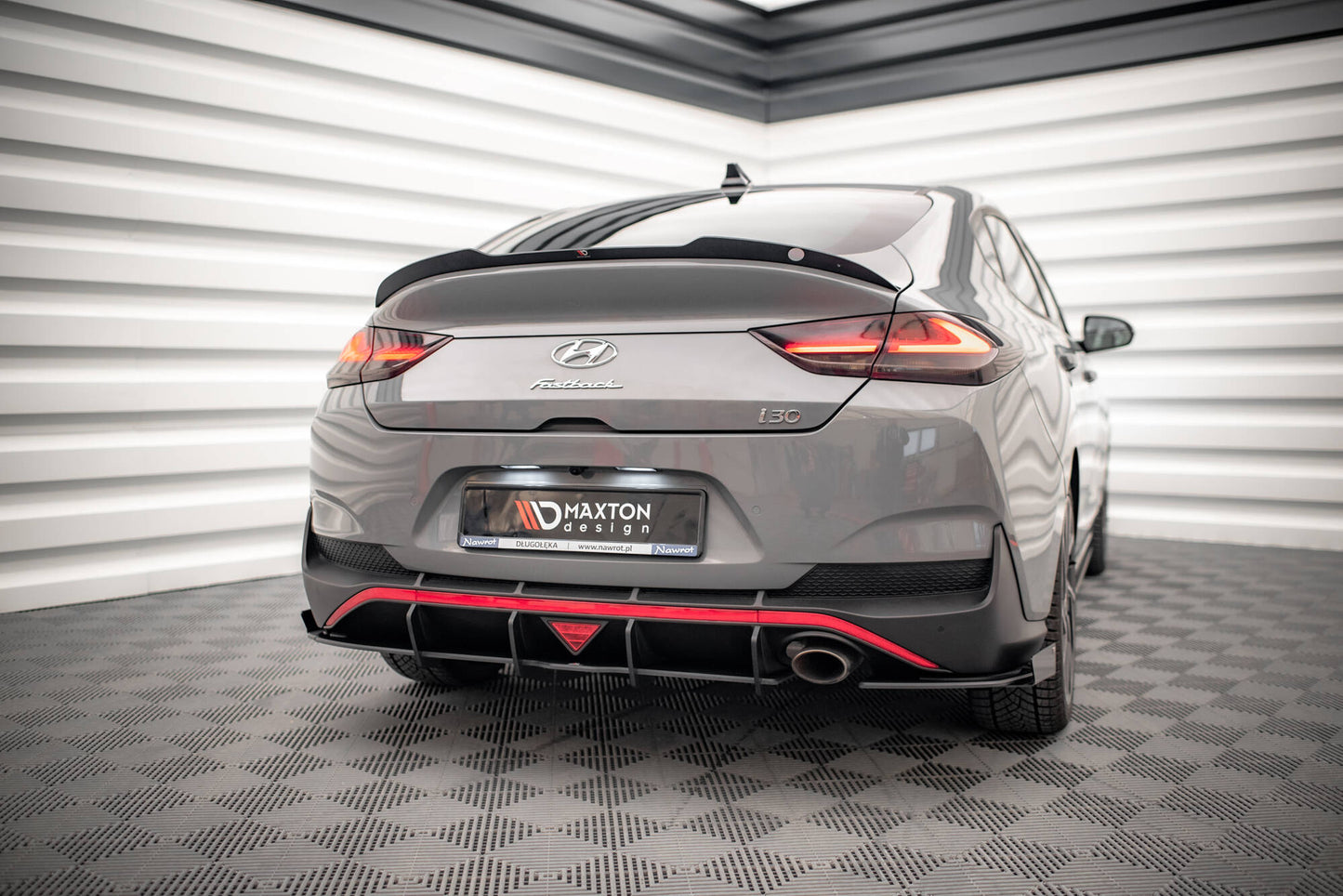 Street Pro Heck Ansatz Flaps Diffusor + Flaps für Hyundai I30 Fastback N-Line Mk3 Facelift schwarz Hochglanz