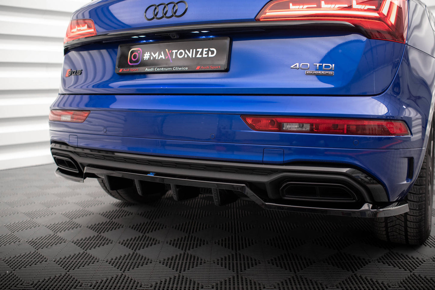 Mittlerer Cup Diffusor DTM Look Heck Ansatz für Audi Q5 S-Line SUV Mk2 Facelift schwarz Hochglanz