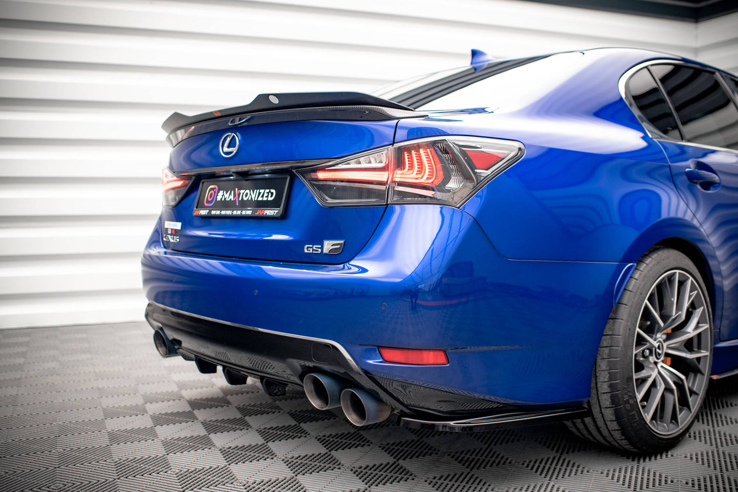 Diffusor Heck Ansatz für Lexus GS F Mk4 Facelift schwarz Hochglanz