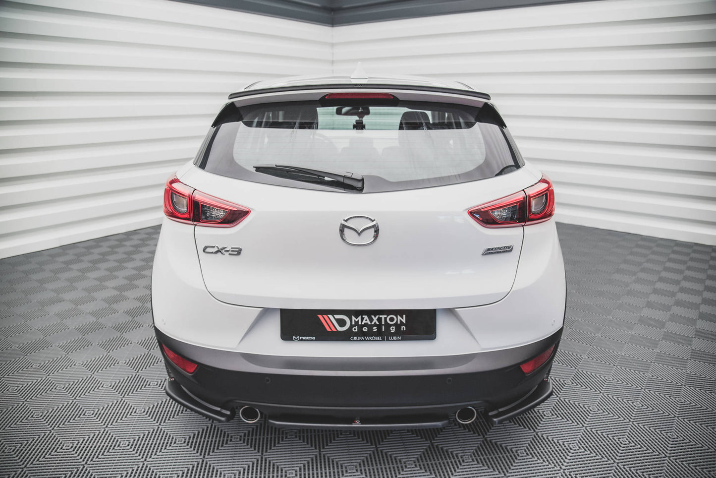 Heck Ansatz Flaps Diffusor für Mazda CX-3 schwarz Hochglanz