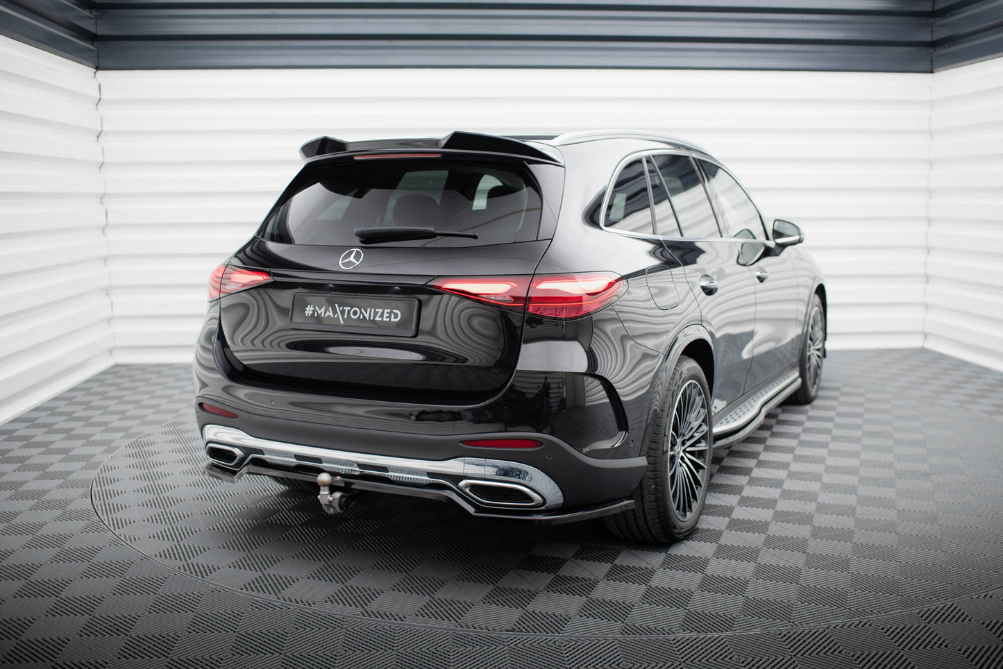 Mittlerer Cup Diffusor DTM Look Heck Ansatz für Mercedes-Benz GLC AMG-Line X254 schwarz Hochglanz