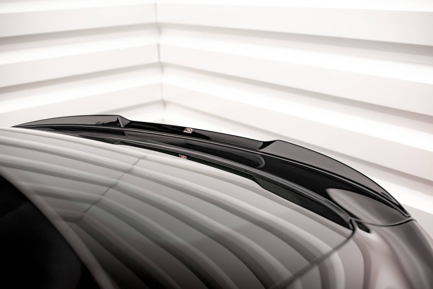 Spoiler CAP 3D für V.1 BMW X6 F16 M-Paket / X6 M F86 schwarz Hochglanz