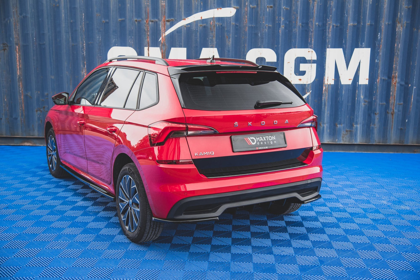 Diffusor Heck Ansatz für Skoda Kamiq Mk1 schwarz Hochglanz