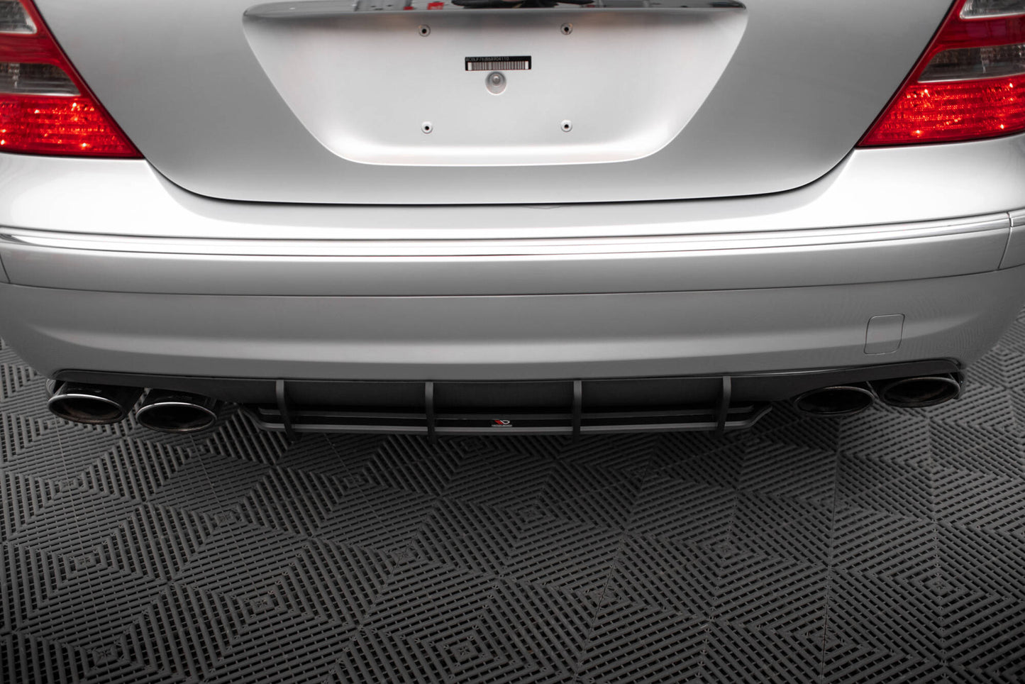 Street Pro Heckschürze für Mercedes-Benz E 55 AMG W211