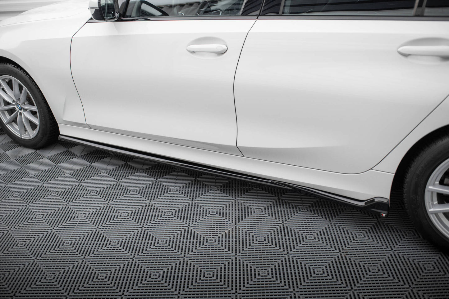 Seitenschweller Ansatz für BMW 3er Limousine / Touring G20 / G21 Facelift schwarz Hochglanz