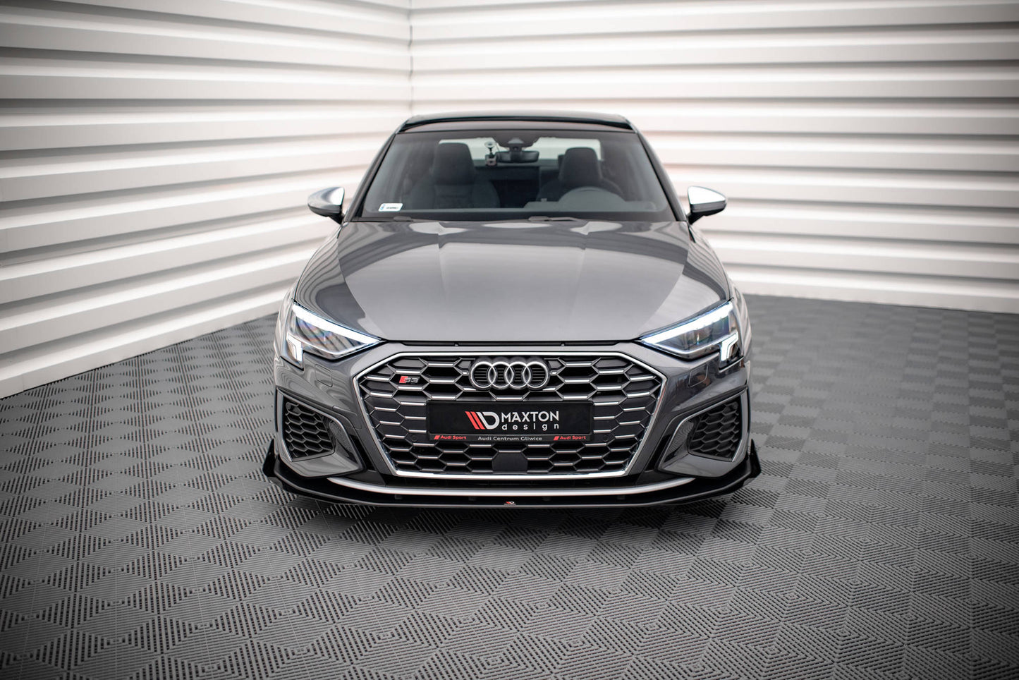 Street Pro Front Ansatz für + Flaps für + Flaps Audi S3 / A3 S-Line 8Y schwarz Hochglanz