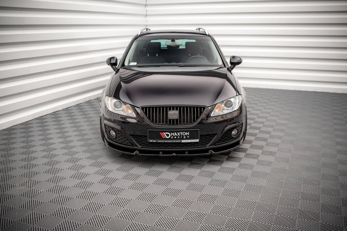 Front Ansatz V.1 für Seat Exeo schwarz matt