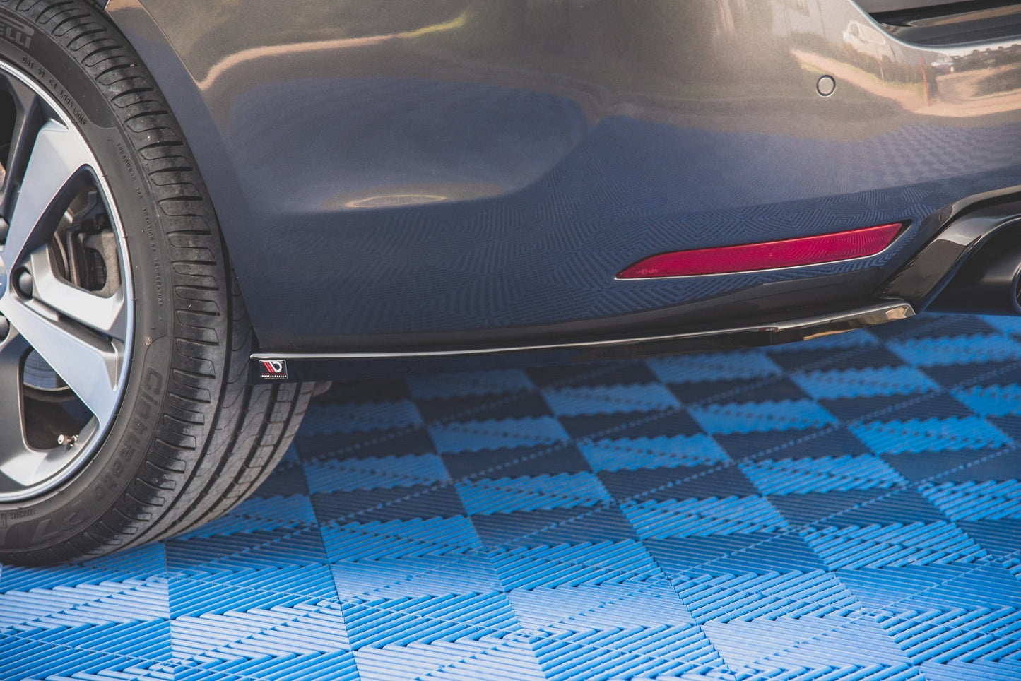 Heck Ansatz Flaps Diffusor V.2 für Peugeot 308 SW Mk2 schwarz Hochglanz