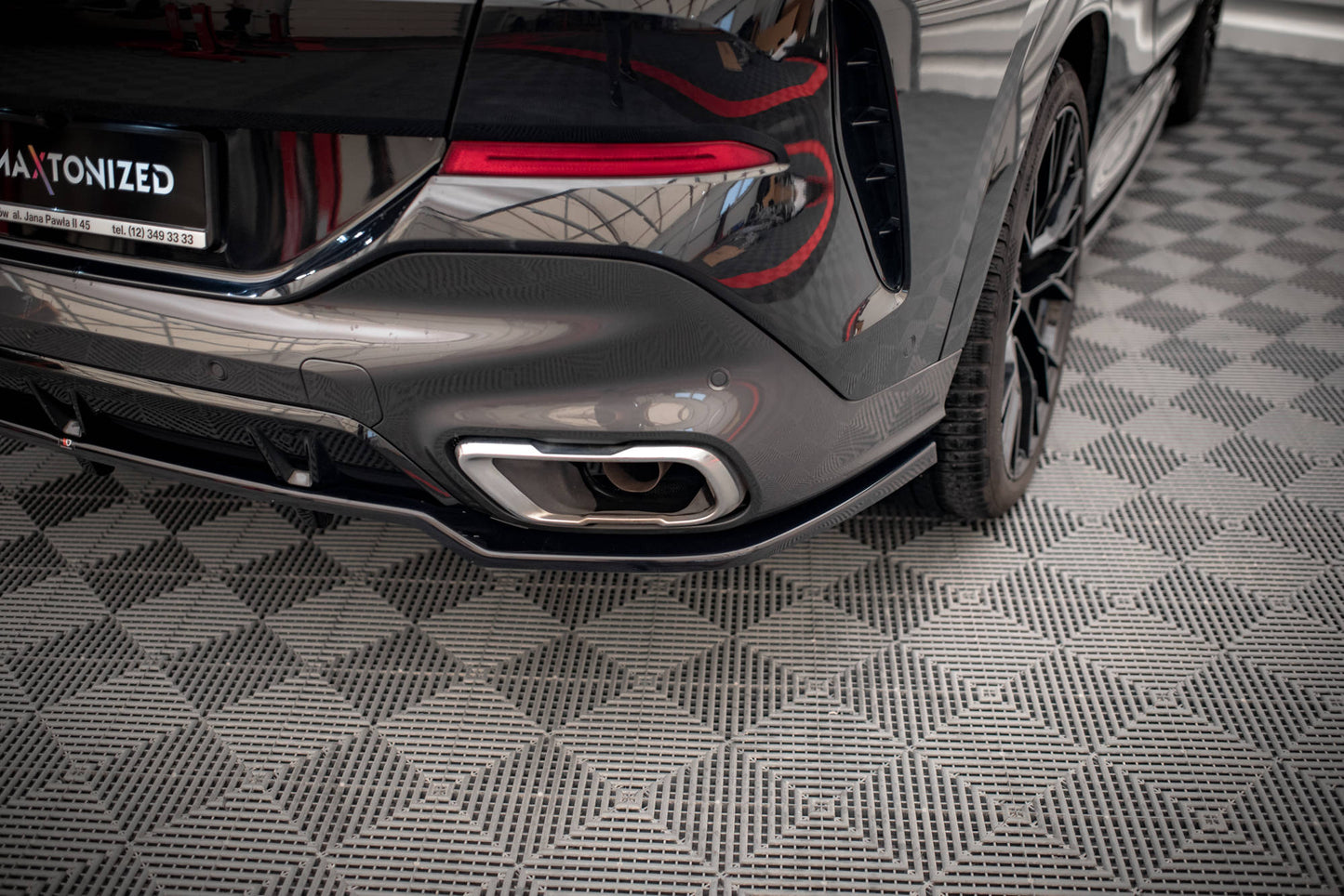 Mittlerer Cup Diffusor DTM Look Heck Ansatz V.2 für BMW X6 M-Paket G06 schwarz Hochglanz