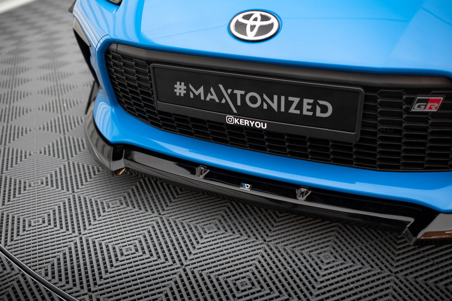 Front Ansatz V.3 für Toyota GR86 Mk1 schwarz Hochglanz