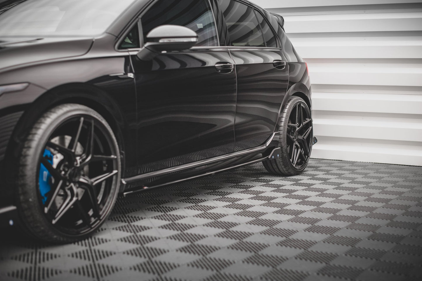 Seitenschweller Ansatz für V.2 für + Flaps Volkswagen Golf R Mk8