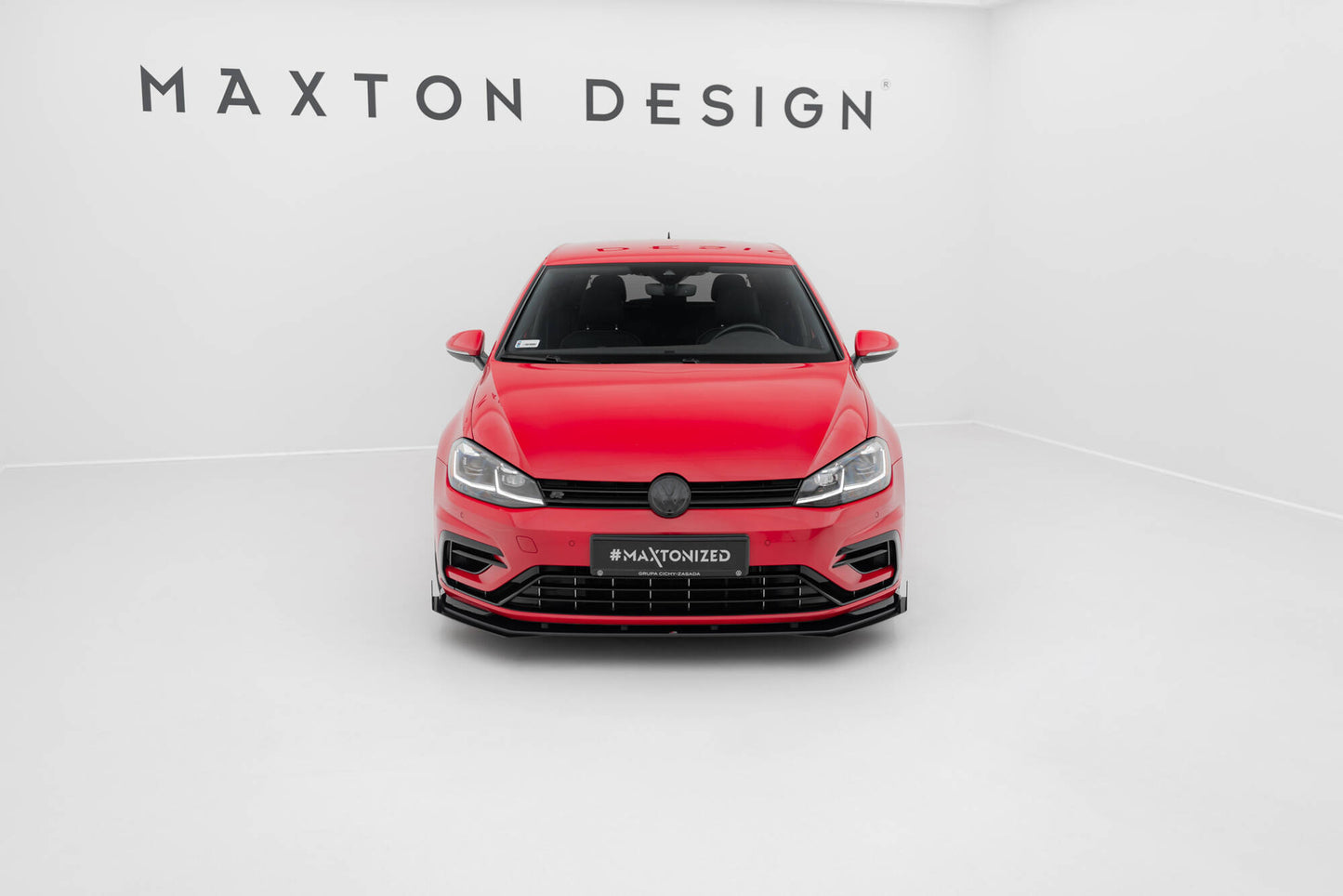 Street Pro Front Ansatz für +Flaps für Volkswagen Golf R / R-Line Mk7 Facelift schwarz Hochglanz