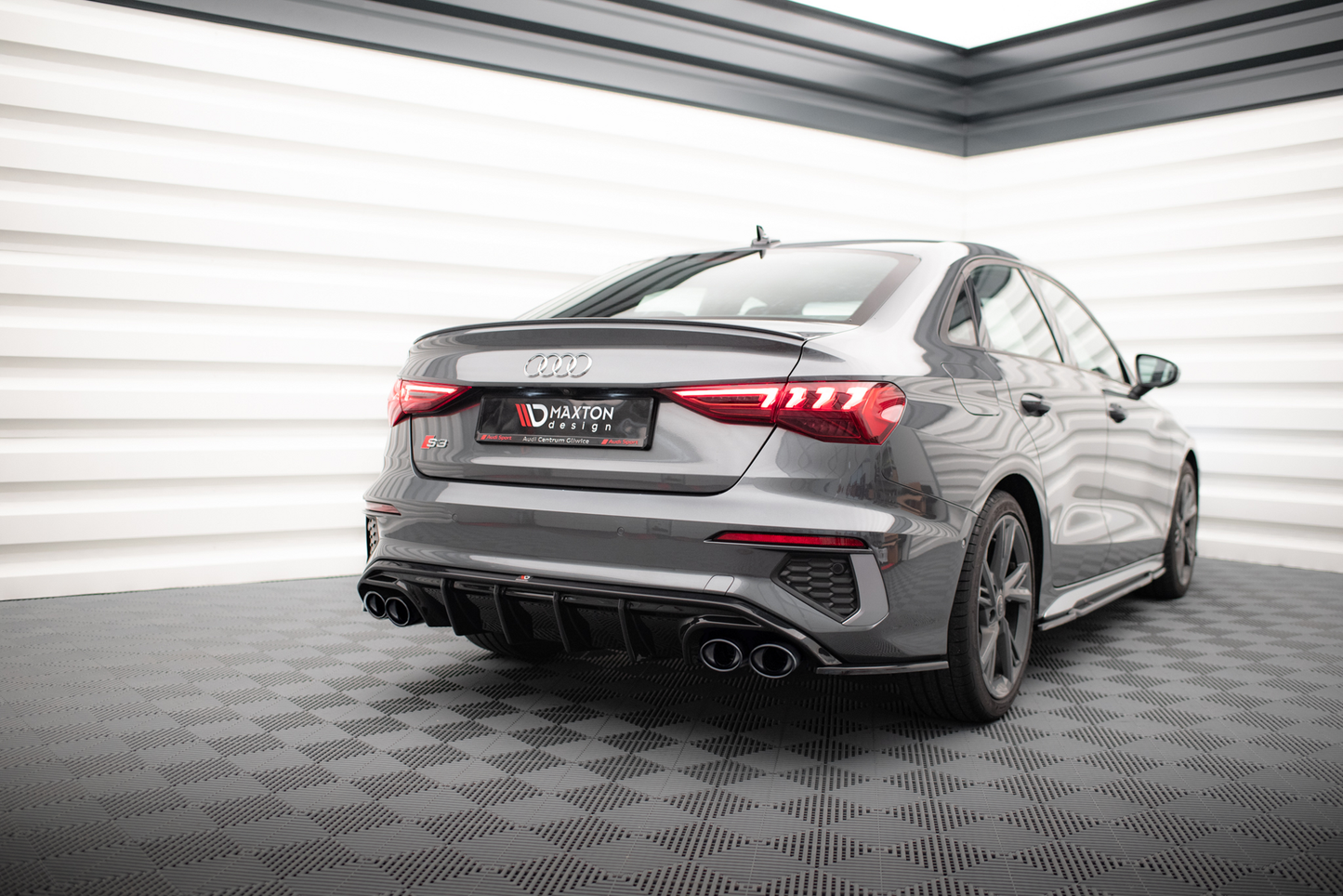 Diffusor Heck Ansatz + Endrohre für Audi A3 S-Line Limousine 8Y