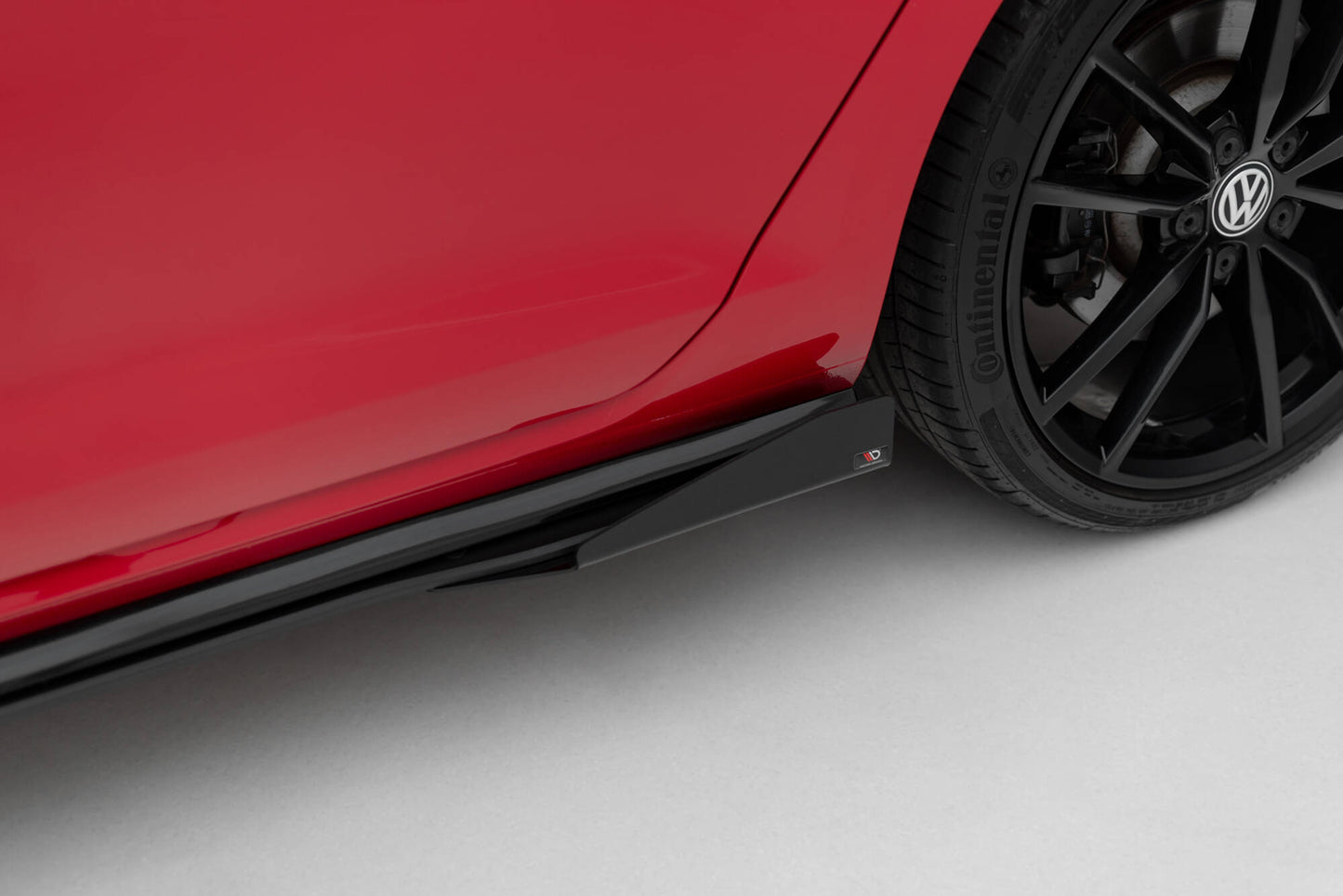 Street Pro Seitenschweller Ansatz + Flaps für VW Golf R / R-Line Mk7 Facelift schwarz Hochglanz