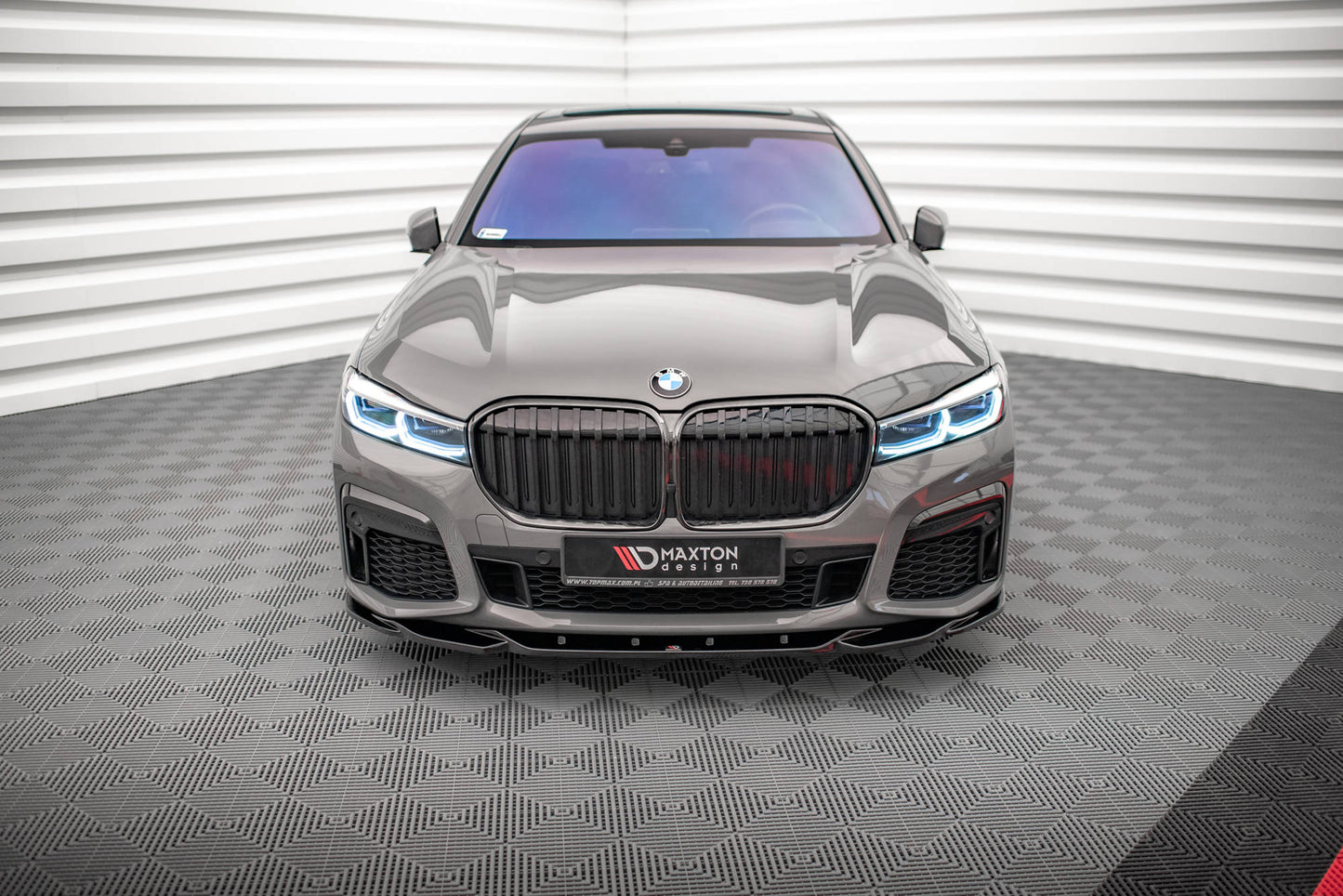 Front Ansatz V.2 für BMW 7 M-Paket G11 / G12 Facelift schwarz Hochglanz