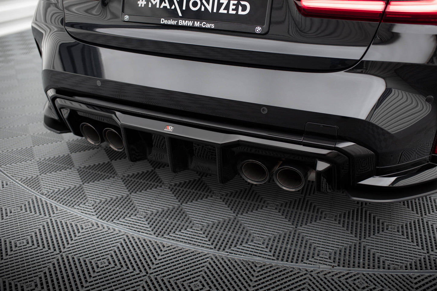 Diffusor Heck Ansatz für BMW M3 Limousine / Touring G80 / G81 schwarz Hochglanz