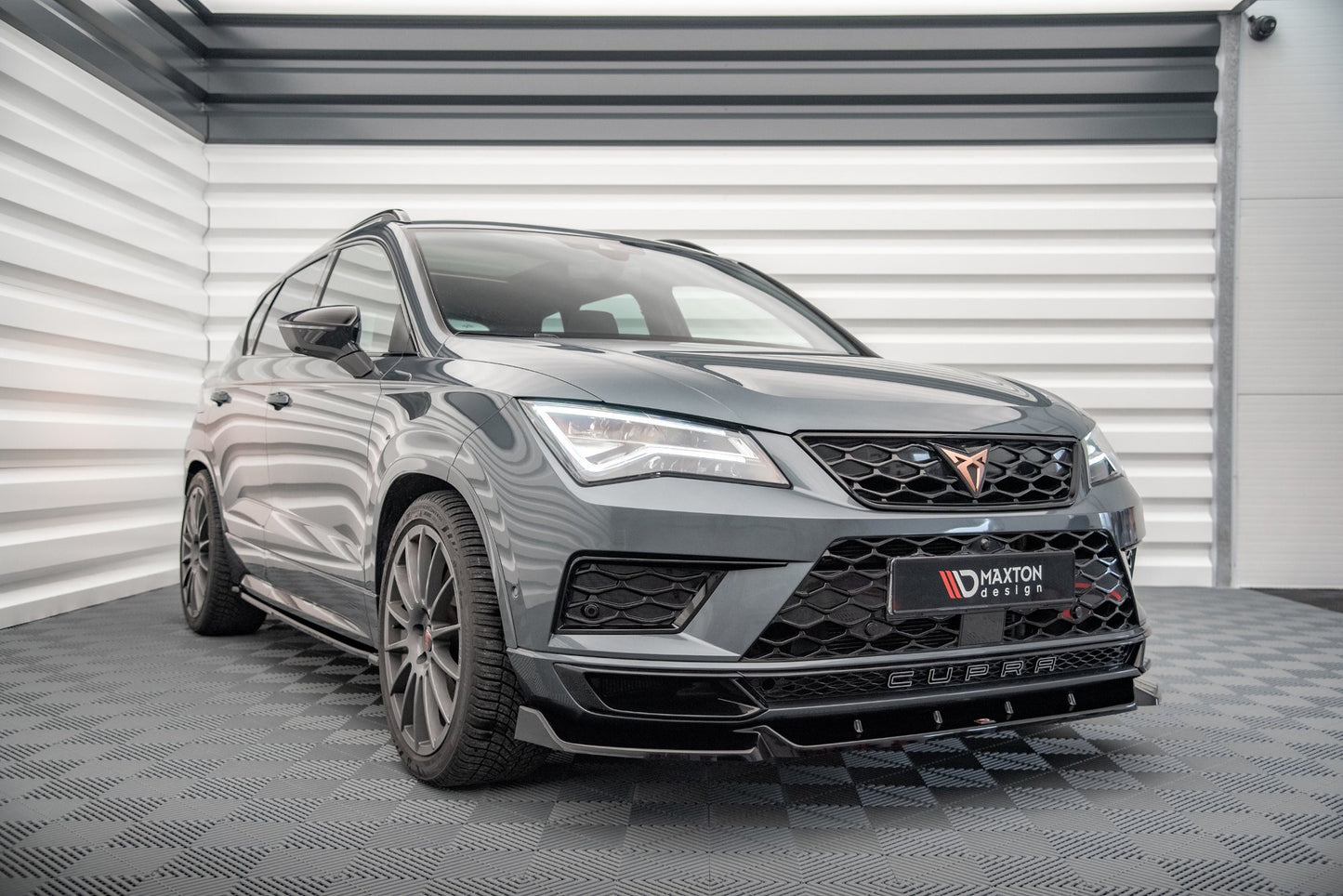 Front Ansatz V.1 für Cupra Ateca Mk1 schwarz Hochglanz