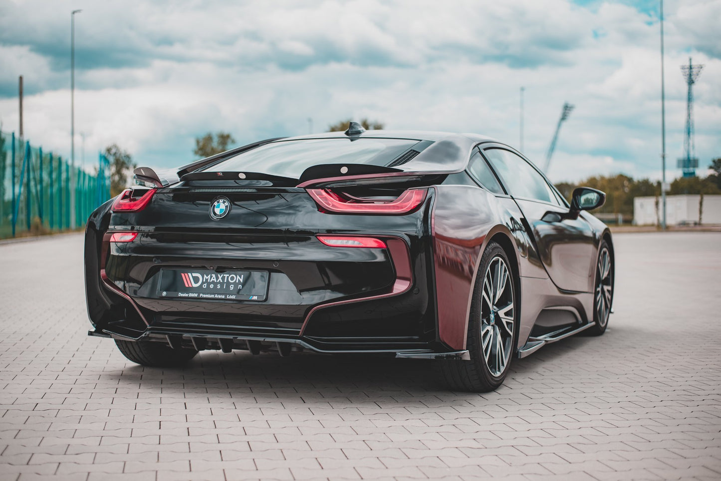 Zentrale Spoiler CAP für BMW i8 schwarz Hochglanz