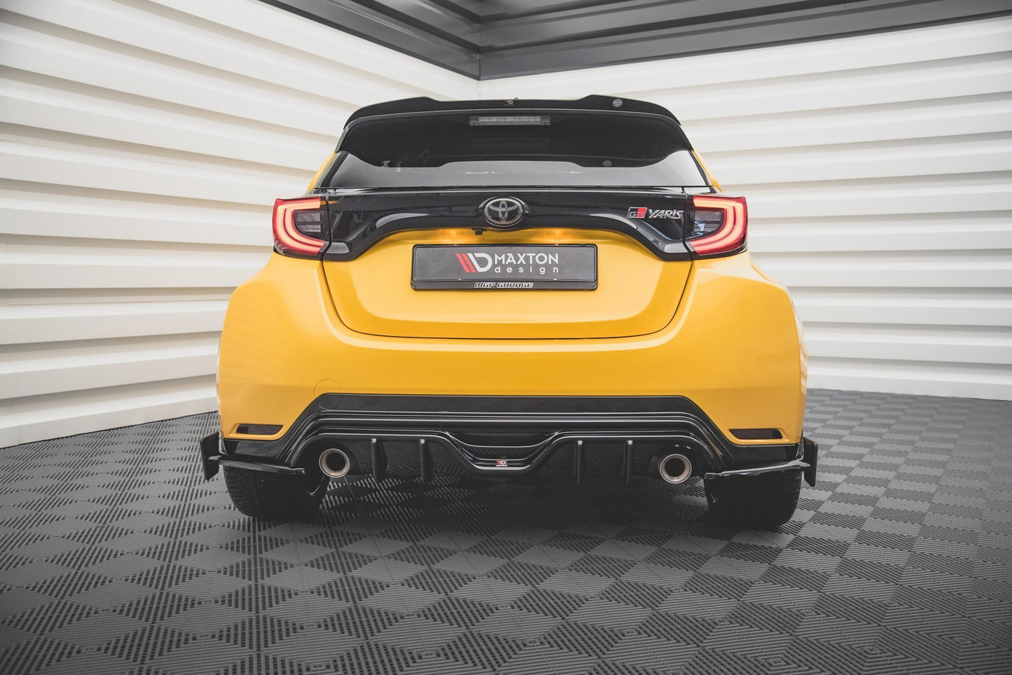 Heck Ansatz Flaps Diffusor + Flaps für V.4 Toyota GR Yaris Mk4