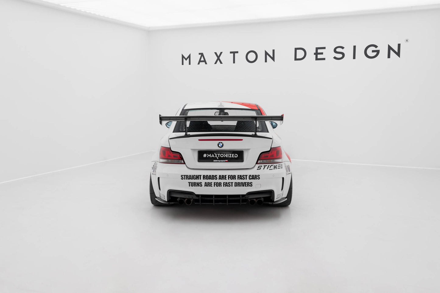 Carbon Spoiler With Internal Brackets Uprights V.1 BMW 1er M E82