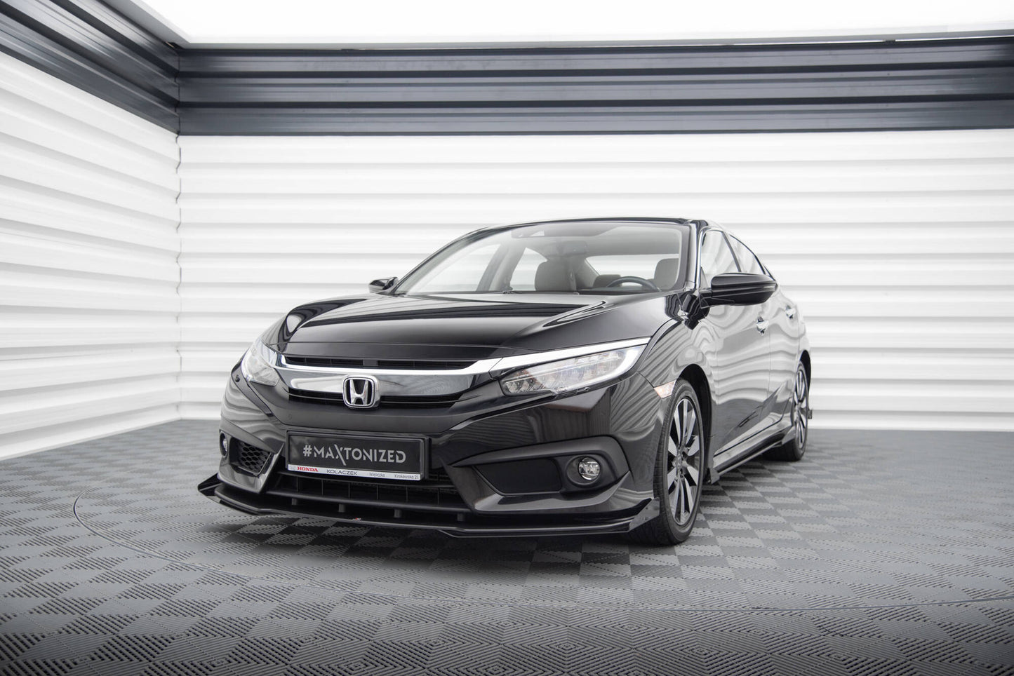 Front Stoßstange Flaps für Honda Civic Limousine Mk10 schwarz Hochglanz