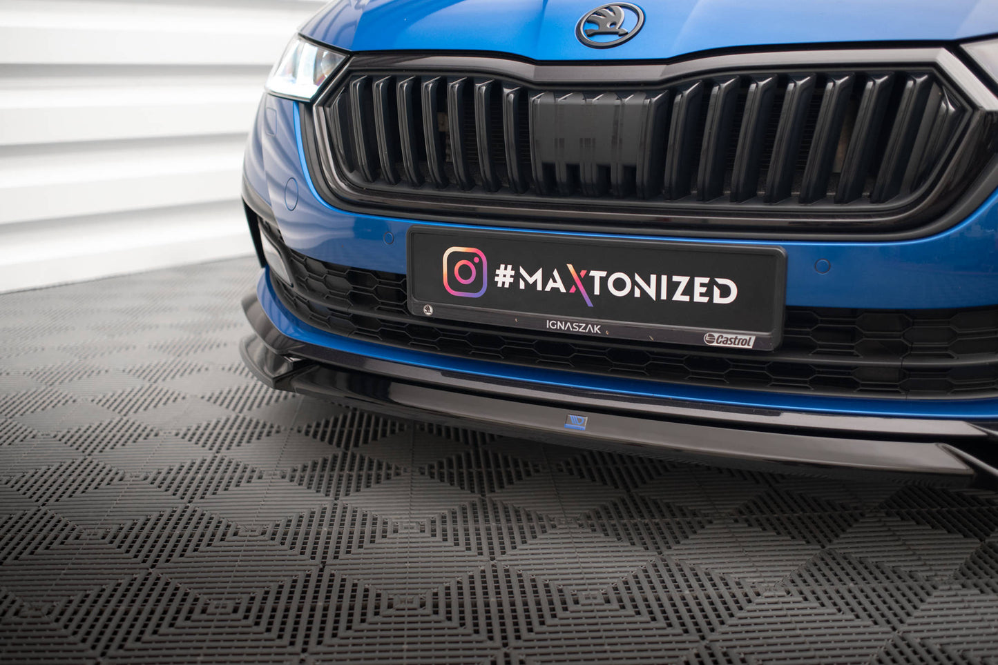 Front Ansatz V.2 für Skoda Octavia Sportline Mk4 schwarz Hochglanz