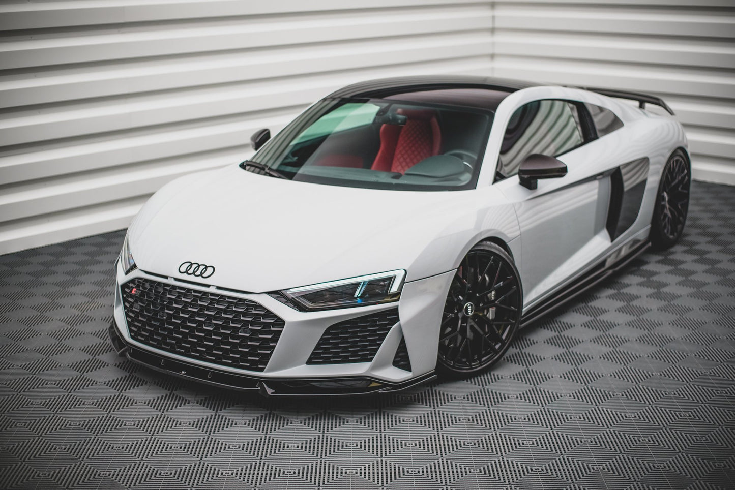 Front Ansatz V.1 für Audi R8 Mk2 Facelift schwarz Hochglanz
