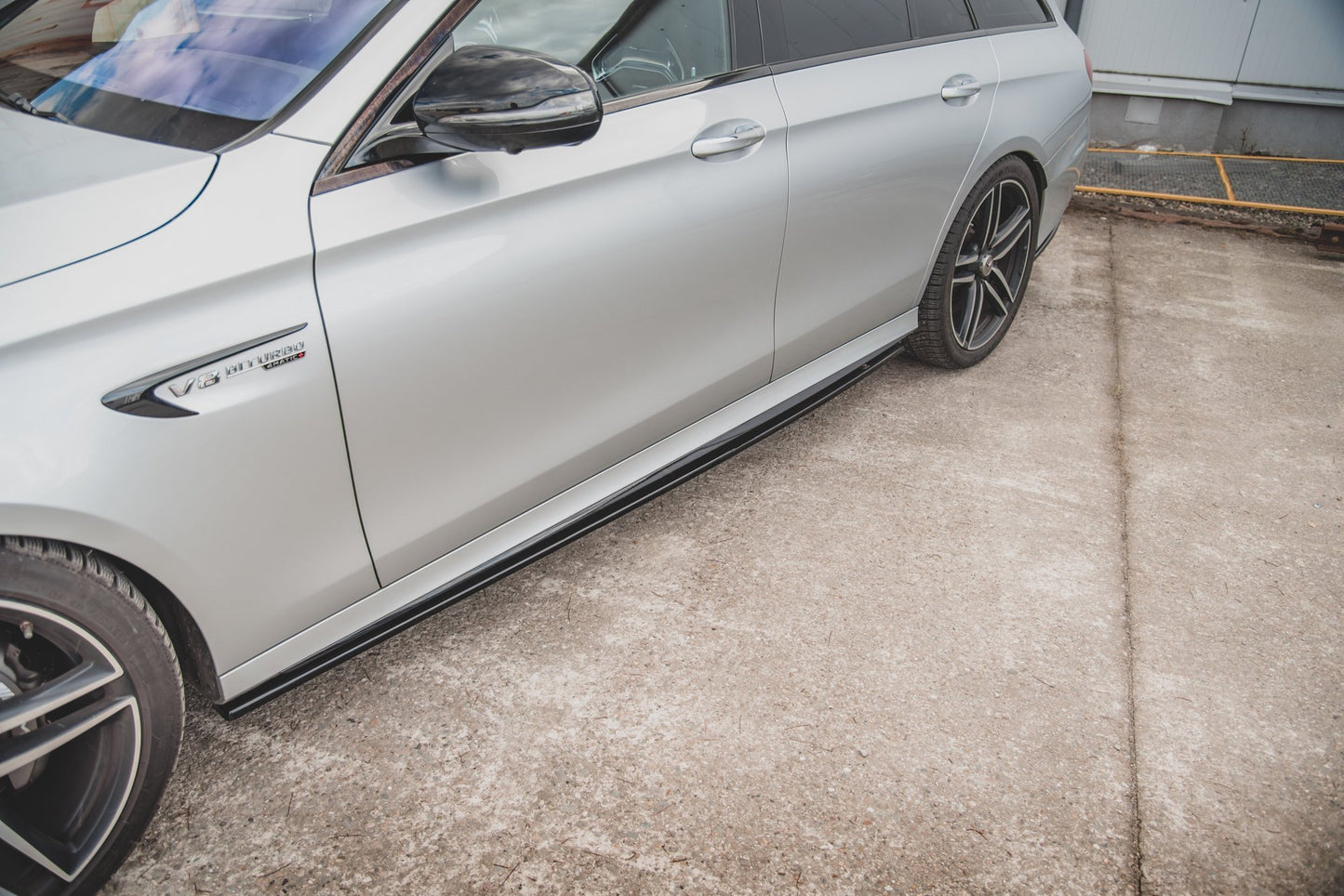 Seitenschweller Ansatz für Mercedes-Benz E63 AMG Kombi/Limousine S213/W213 schwarz Hochglanz